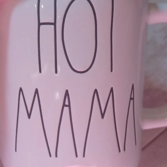 Rae Dunn Artisan Collection "Hot Mama" Mug - Picture 3 of 5